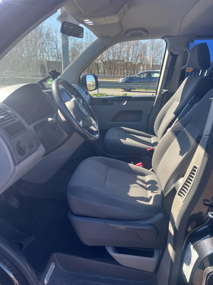 VW T5 Caravelle Bj 2006 - 1,9L Diesel - 102 PS - Anhängerkupplung in Wörth am Rhein