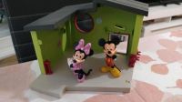 Mini und Micky- Maus Figuren mit Haus Hamburg Barmbek - Hamburg Barmbek-Nord Vorschau