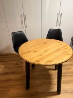 Holz Tisch und zwei Stühle Nordrhein-Westfalen - Kerpen Vorschau