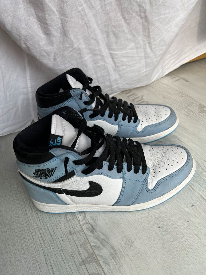 Nike Air Jordan 1 Retro High OG University Blue 44,5 in Potsdam