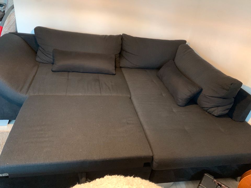 Schwarzes Sofa ca. 2,42 m breit/ 1,90 m tief in Köln
