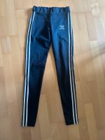 Adidas Sporthose tight dunkelblau Gr. 146/152 Nordrhein-Westfalen - Wipperfürth Vorschau