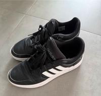 Adidas Schuhe Gr. 42 Bayern - Neufahrn Vorschau