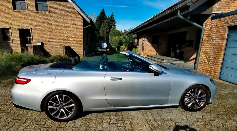 Mercedes-Benz E 200 Cabrio ***wie neu*** in Brüggen