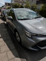 Toyota Corolla Hybrid Automatik Bj20 TOP!!! Frankfurt am Main - Fechenheim Vorschau