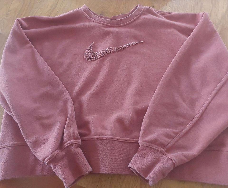 Sweatshirt Nike, Gr. S, NEU in Trier