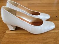 Hochzeitsschuhe, Brautschuhe von Laura, Größe 38, weiß Hessen - Langen (Hessen) Vorschau