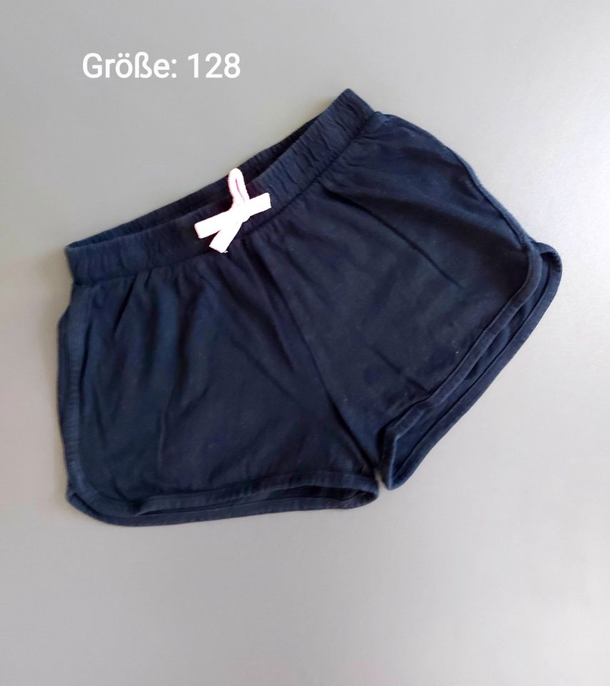 kurze Hose Mädchen Sporthose 128 in Wimmelburg