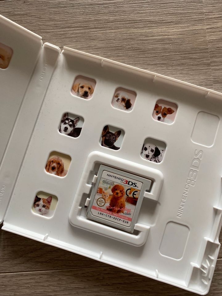 Nintendogs + cats für Nintendo 3DS in Leck