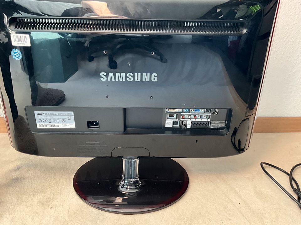 Monitor SAMSUNG P2770HD (Gebraucht) in Sande