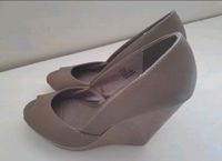 HIGHHEELS PUMPS NEU PLATEAU PEEPTOES BEIGE H&M GRÖSSE 36 Nordrhein-Westfalen - Kevelaer Vorschau