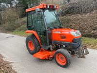 Kubota STV 32 Mähwerk Traktor Schlepper nur 536 Stunden Saarland - Mettlach Vorschau