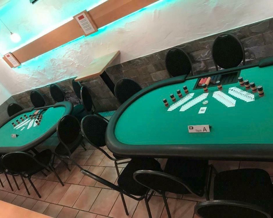 Croupier - Dealer mieten - buchen - Poker - Roulette - Black Jack in Wipperfürth