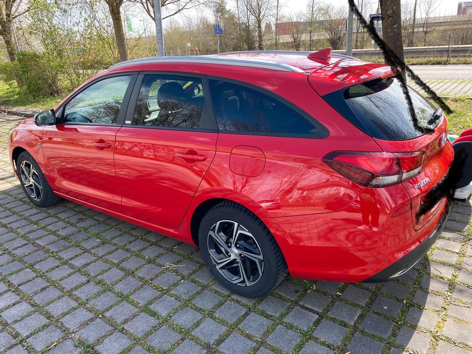 Hyundai i30 .FI Kombi  1,6 (1 Vorbesitzer ) in Altötting