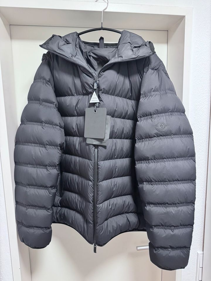 MONCLER Herren Daunenjacke ARROUX XXXL / 3XL in München