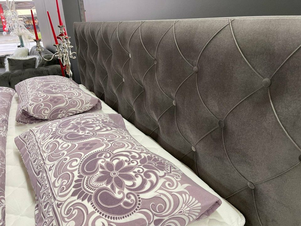 Boxspringbett Chesterfield Doppelbett Ehe Bett 180x200 Samt Grau in Bielefeld