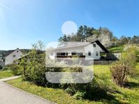 Erliegen Sie dem ländlichen Charme dieses Hauses! EFH mit Einliegerwohnung in Illschwang Bayern - Illschwang Vorschau