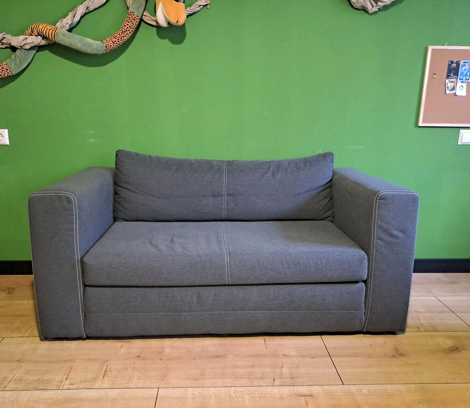 Ikea Jugendzimmer Couch anthrazit in Königsbach-Stein 