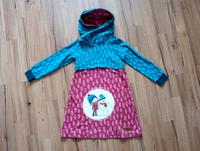 Handmade Kleid Panel mit Kapuze in Größe 116/122 Sachsen-Anhalt - Aschersleben Vorschau