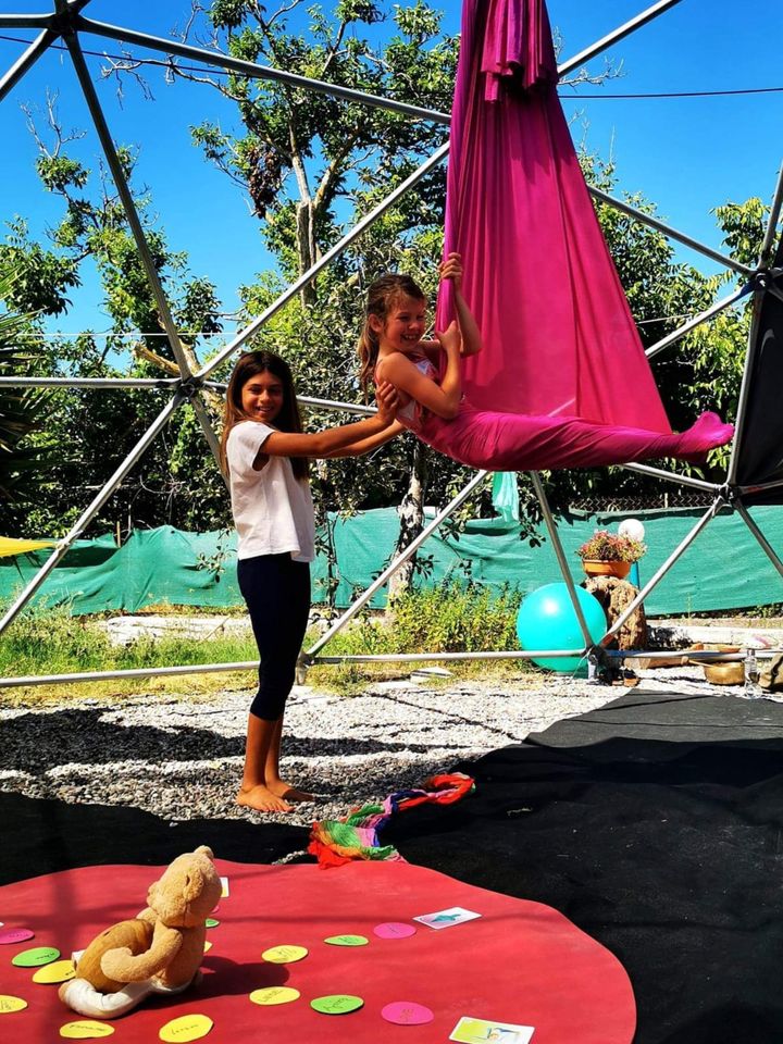 5 tägige Fortbildung Aerial Yoga for Kids and Family auf Korfu in Oldenburg