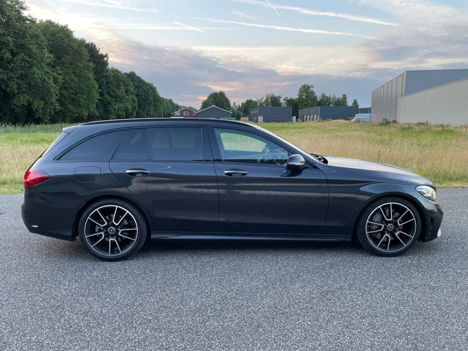 MB C300e AMG-line, Burmester, Airmatic 19Zoll in Bad Bentheim