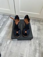 Tommy Hilfiger Keilabsatz Sandalen Nordrhein-Westfalen - Merzenich Vorschau