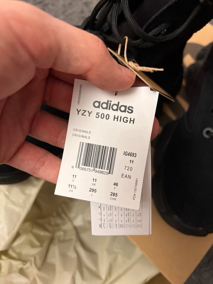 Adidas Yeezy 500 high / Boots in Forchheim