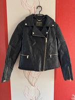 NEU ❣️ Guess Lederjacke ♀️ in Größe M Sachsen - Trieb Vorschau