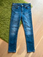 Skinny fit Jeans Hose von H&M, Gr.152 Nordrhein-Westfalen - Solingen Vorschau