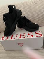 Guess Sportschuhe Sneaker Damenschuhe 38 Bayern - Augsburg Vorschau