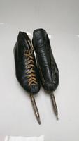 uralte Schlittschuhe Leder Deko 41 40 russisch DDR shabby chic Sachsen - Auerbach (Vogtland) Vorschau