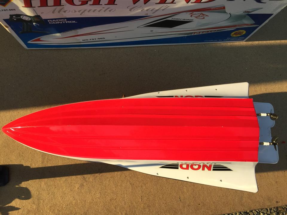 HIGHWIND NQD ferngesteuertes RC Boot - High Wind Modellboot in Emmering