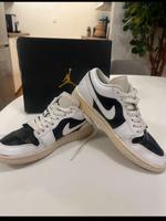 Nike Air Jordan Schwarz/Weiß Größe 38 Berlin - Hellersdorf Vorschau