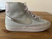 Nike Blazer Gr. 38,5 - mint Silber Niedersachsen - Buxtehude Vorschau