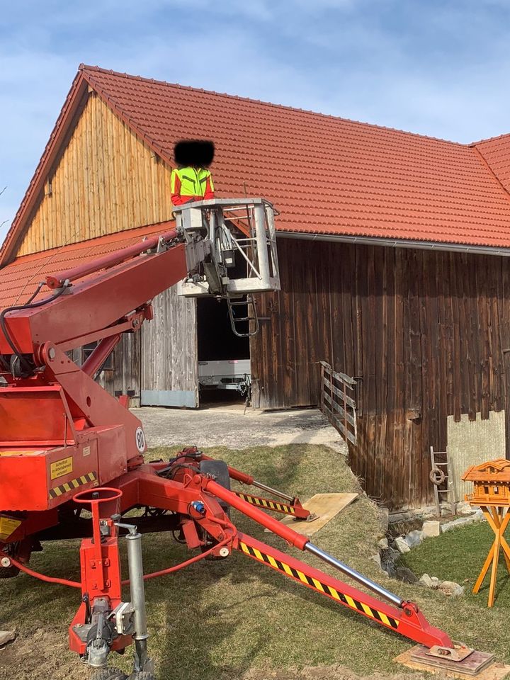 Vermiete Arbeitsbühne Hebebühne Hubarbeitsbühne in Hofkirchen