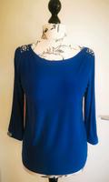 Shirt mit Applikationen, Größe 40, royalblau Hessen - Hüttenberg Vorschau