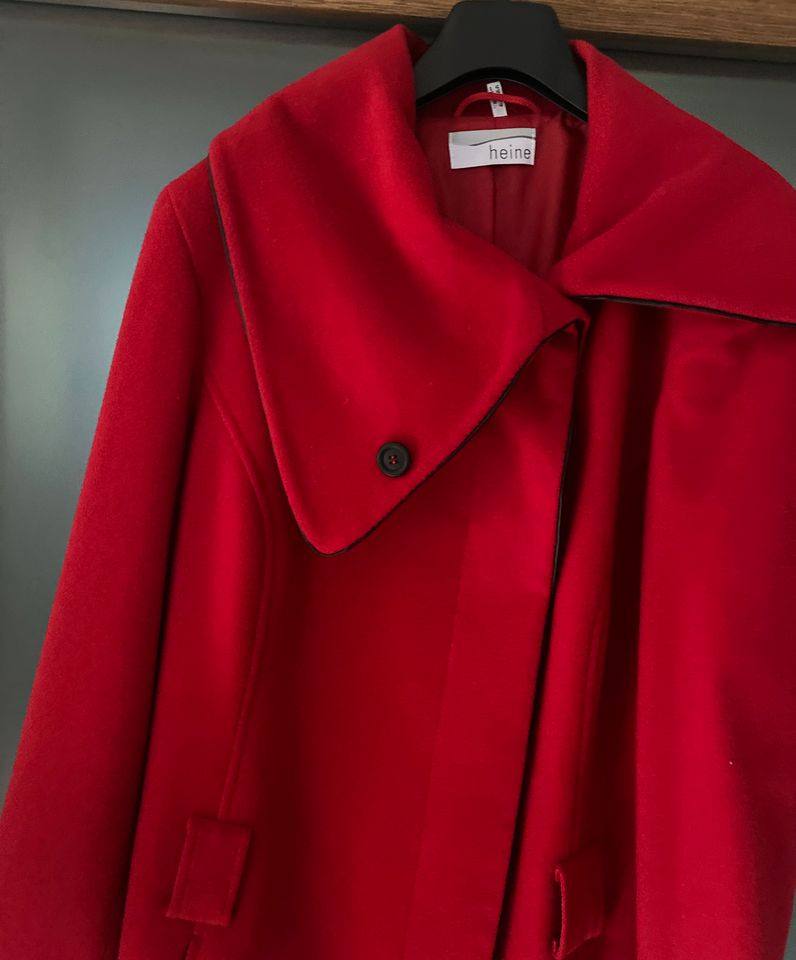 Neu Heine Longjacke Kurzmantel Gr 42 rot sehr chic + ausgefallen in Niedernhausen