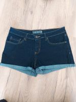 Hot Pants Hose Jeans Gr. 40 Sommer kurze Hose Baden-Württemberg - Freiberg am Neckar Vorschau