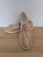 Esprit Slipper Gr 42 Rose mit Paletten Nordrhein-Westfalen - Hiddenhausen Vorschau