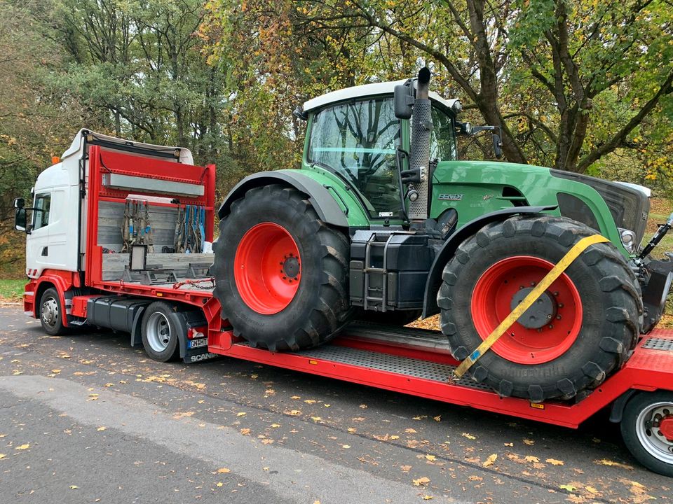 Transporte Tieflader Baumaschinen Landmaschinen   Bagger in Jossgrund