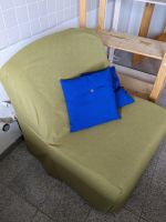 Couchsessel mit bunter Musterung und grünem Überzug Bayern - Maierhöfen Vorschau