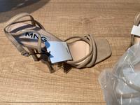Mango MNG High Heels Sandalen Gr 41 Neu beige Niedersachsen - Hechthausen Vorschau