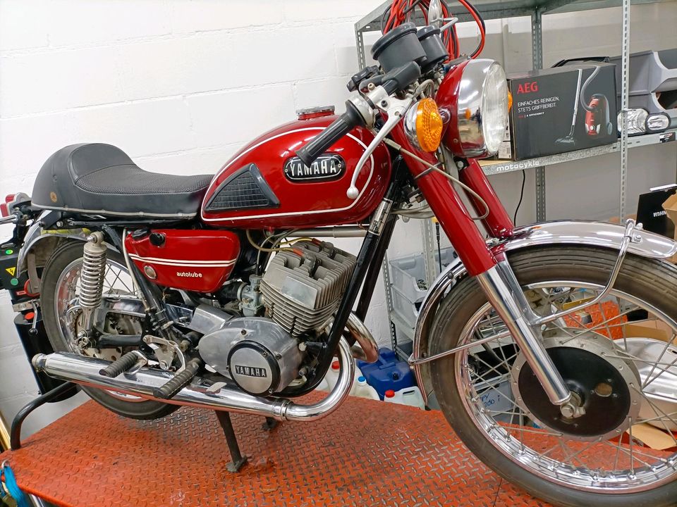 Yamaha YDS-6 250. Top Zustand. 1 Hand. Motor läuft Perfekt in Viernheim