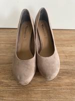 Tamaris Pumps Highheels Schuhe taupe Gr. 40 NEU Hessen - Felsberg Vorschau