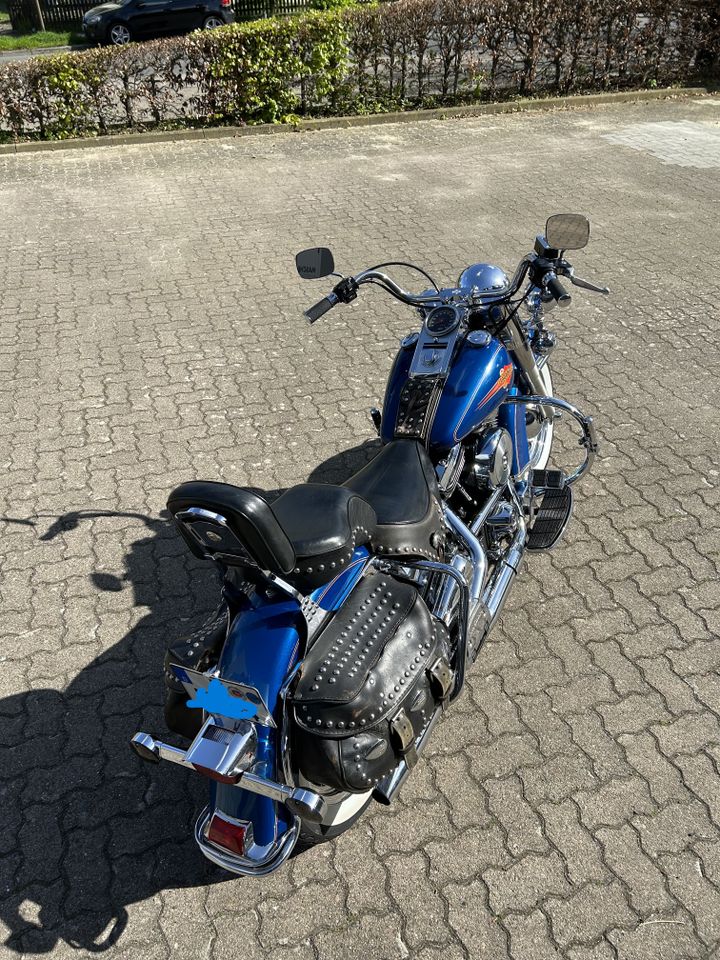 Harley Davidson Softail Heritage (Evo) in Langenhagen