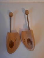 Schuhspanner Holz Salamander. Größe 42/43. Gebrauchter Zustand. Niedersachsen - Wennigsen Vorschau