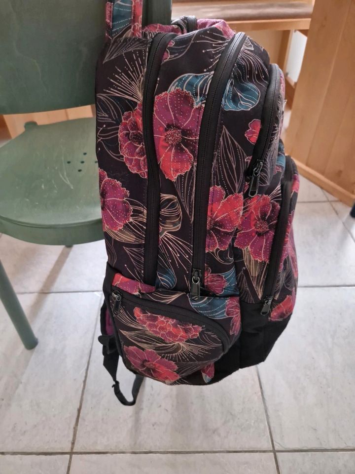 Schulrucksack Dakine in Freystadt