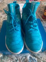 Adidas tubular Größe 9,5, Top Zustand Saarland - Völklingen Vorschau