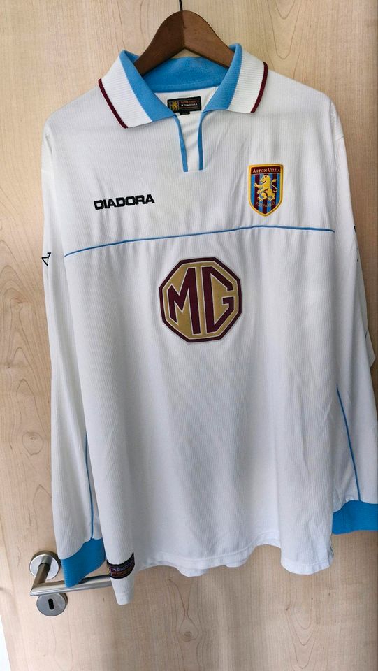 Diadora MG Aston Villa prepared Fußball Trikot England Flock in Zweibrücken