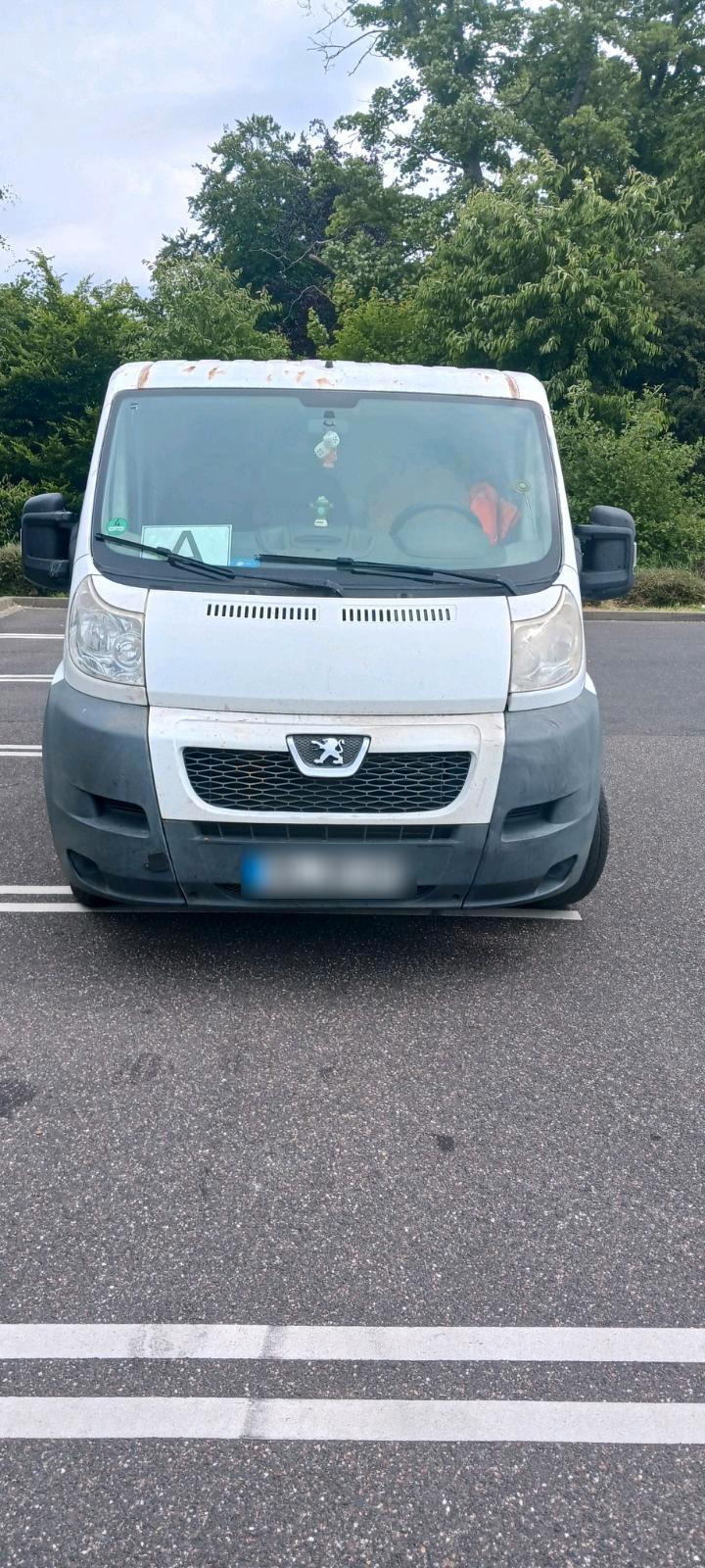 Abbildung des Autos Peugeot Boxer